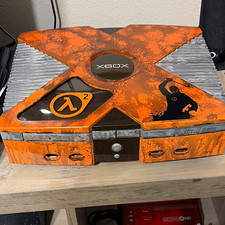 Microsoft Xbox Console Half-Life 2 hand paint...