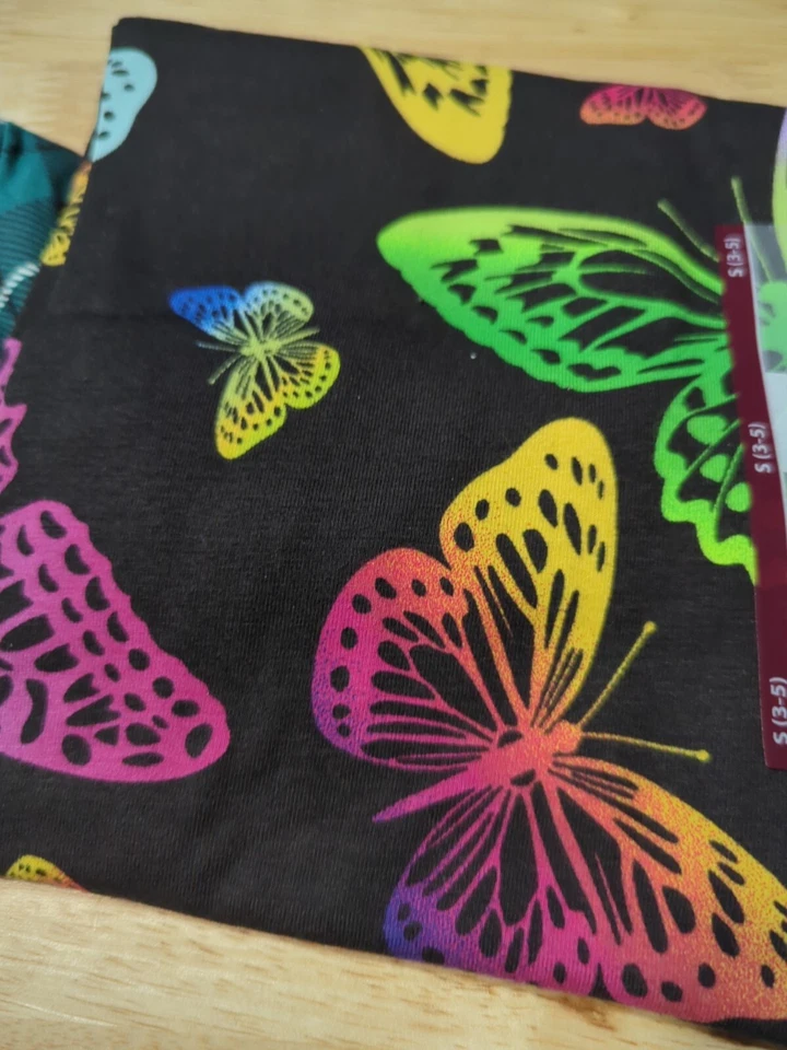 Leggings de tornozelo 2 por US$ 20 sem limites estampa xadrez verde borboleta e pequena (3-5) - Imagem 4 de 4