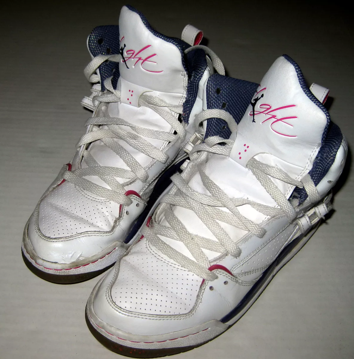 Girl air 2024 jordan shoes