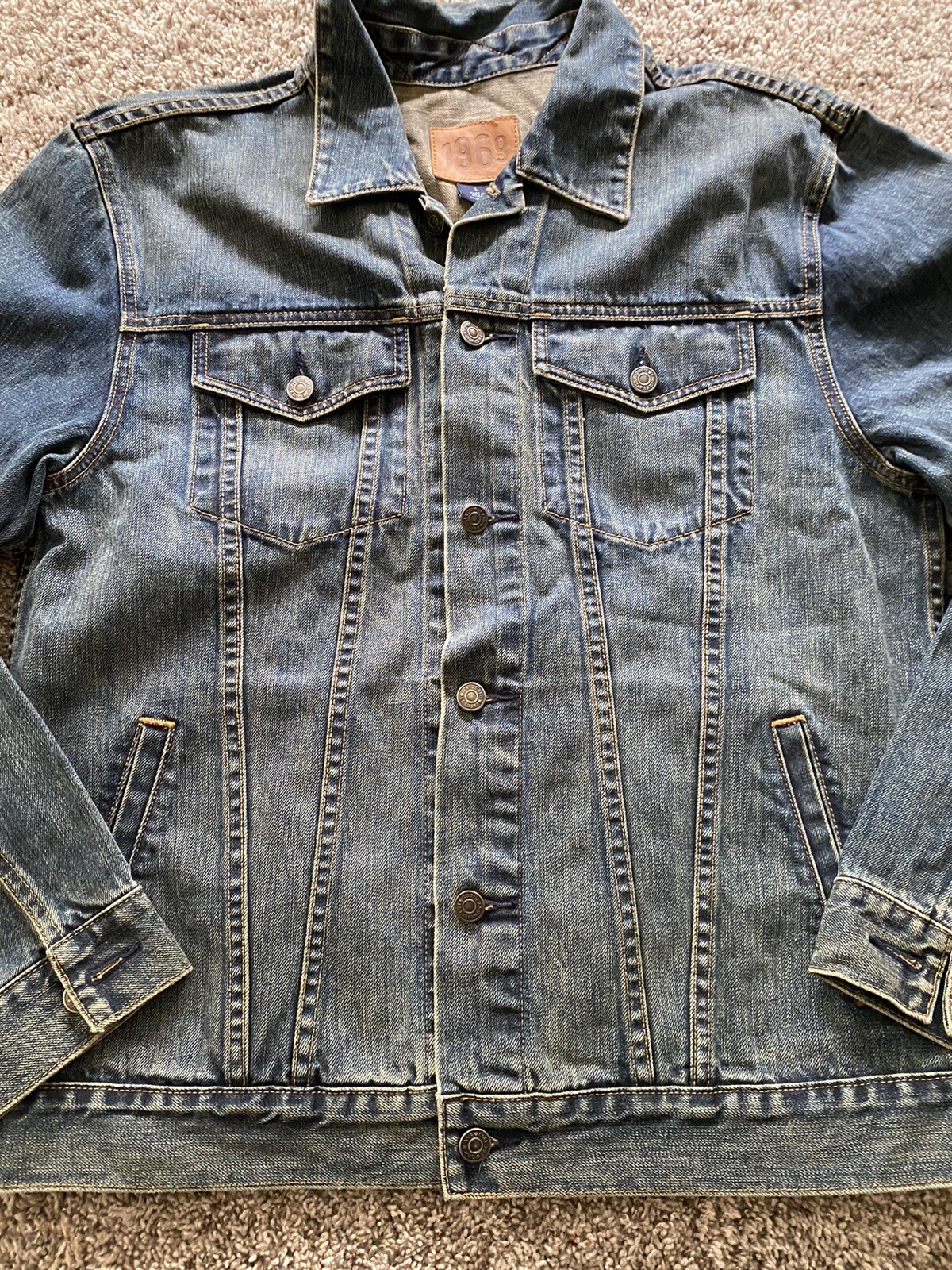 gap 1969 denim jacket