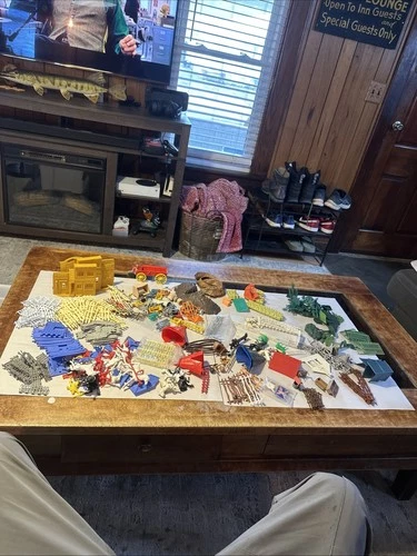 GIANT Lot Vintage 1950s Cowboys Indians Playset Plastic Figures