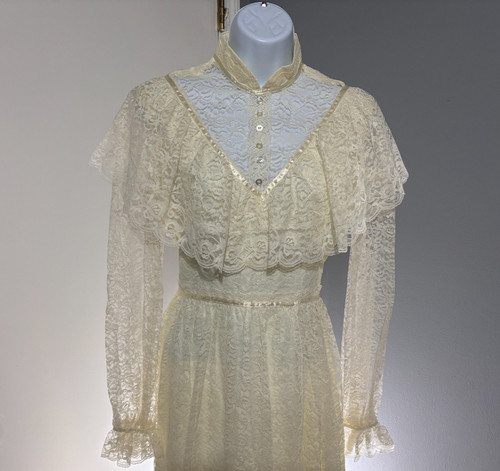 Vintage 70s Cream Prairie Dress Victorian Peasant Cottage Lace Boho Wedding Gown, $95 - Photo 3