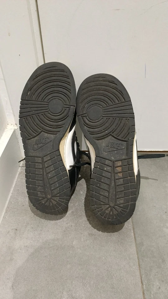 Size 8 - Nike Dunk Low Black White, photo 3 of 4