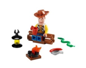 LEGO ~ 30072 ~ TOY STORY 3 ~ WOODY'S CAMP OUT ~ NEW IN SEALED PACKAGING