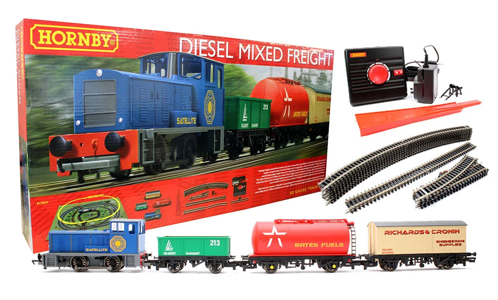 Hornby Diesel Mixed Freight Train Set - Blue - 00 Gauge - Image 6