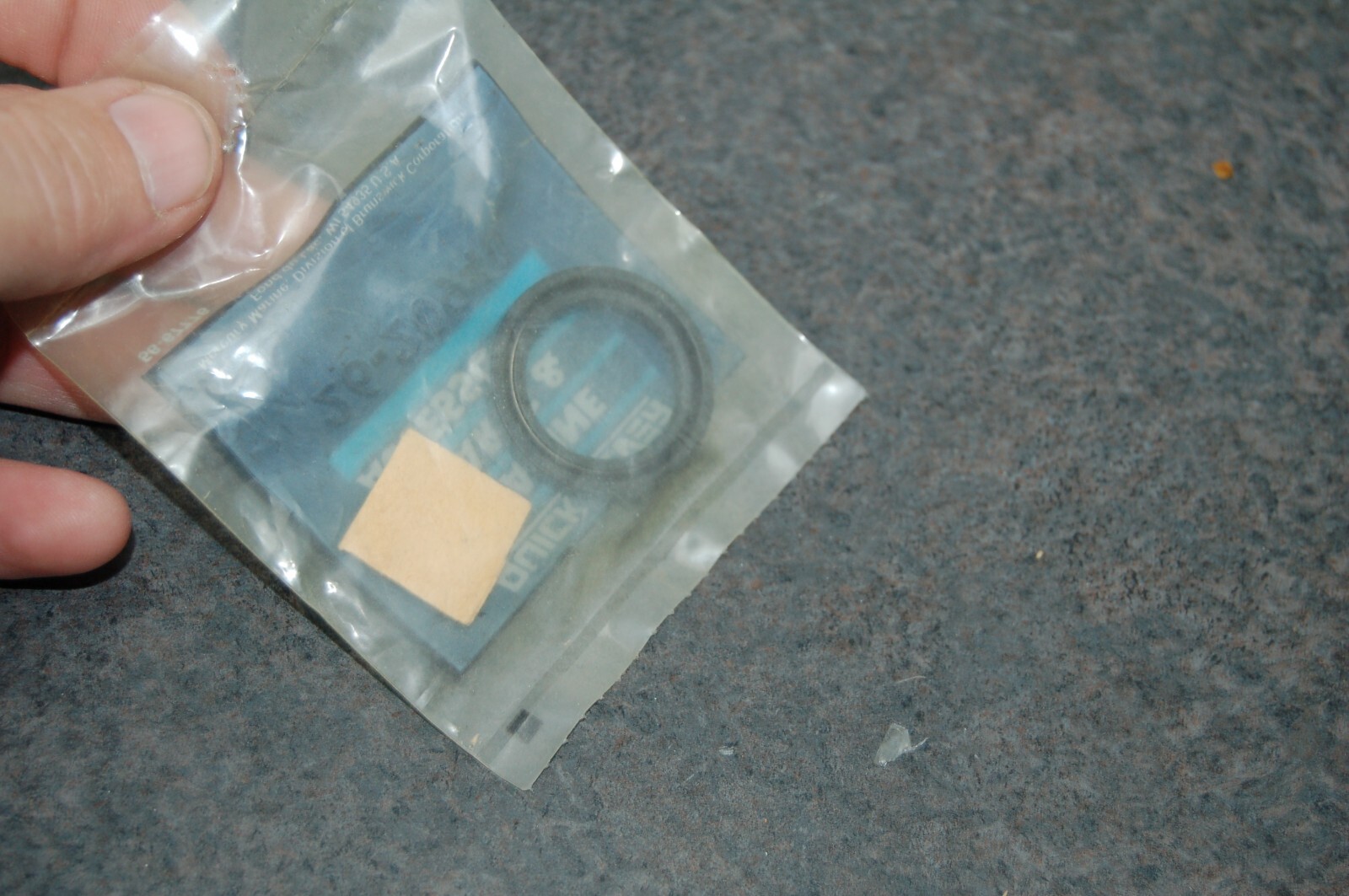 NEW GENUINE MERCURY QUICKSILVER 26-20948 SEAL FACTORY MARINE OEM PARTS