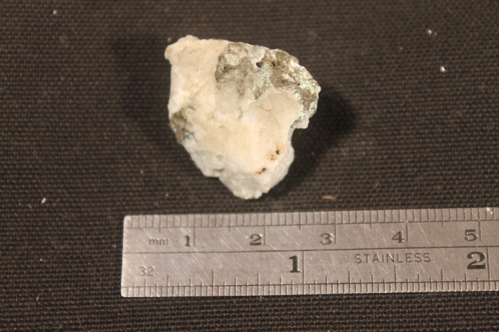 Photo 2/4