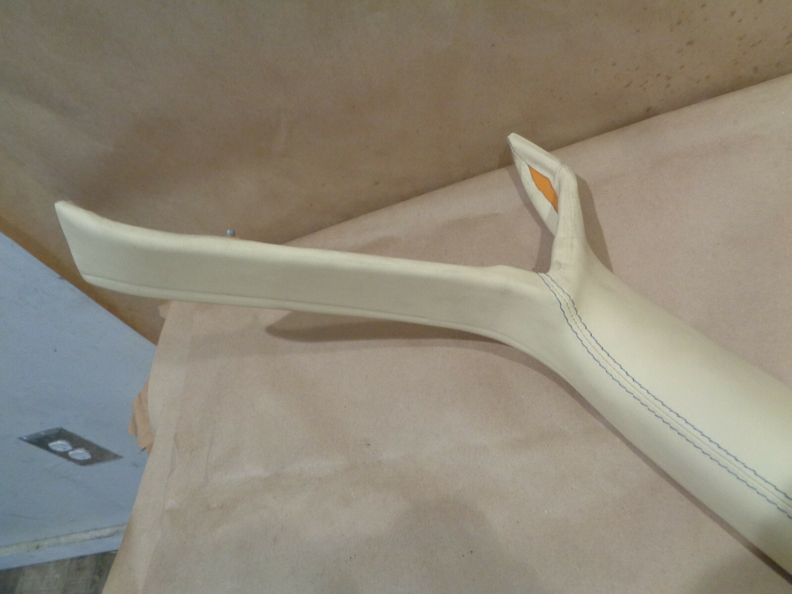 Ferrari 430 - RH Interior A-Pillar Trim Cream With Blue Stitching - P/N 69047904