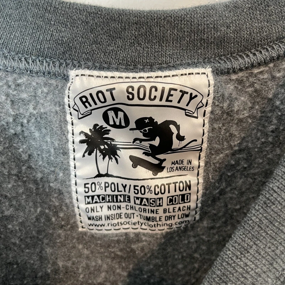 Urban Outfitters Riot Society Sz M Elephant Crewneck Sweatshirt Gray Art Skater - Image 4 of 4