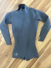 Body Glove Woman Stellar 2mm Women Back Zip Springsuit Wetsuit 3/4 Grey