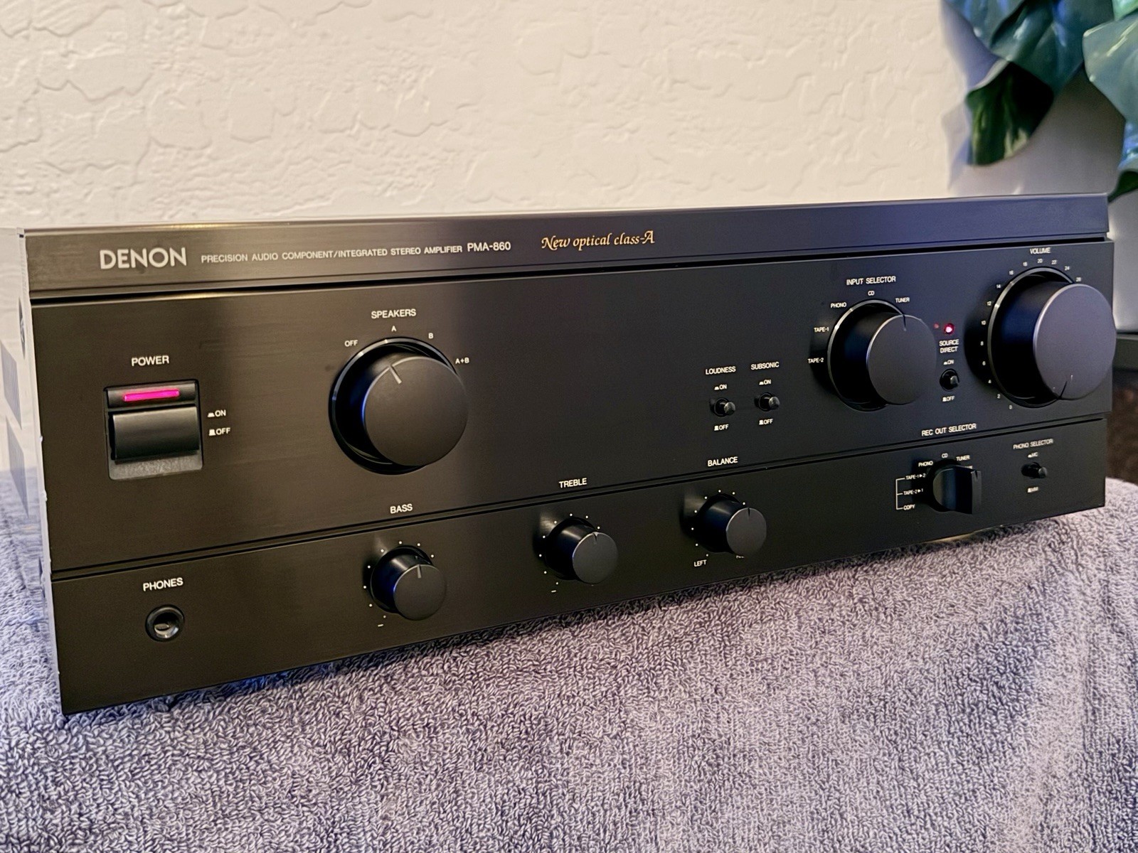 Denon PMA-717 vintage audio equipment - eBay listing photo 1