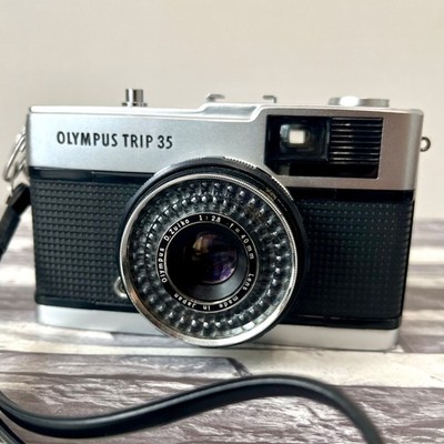 Olympus Trip 35 Point & Shoot 35mm Film Camera 40mm F2.8 Lens! From Japan