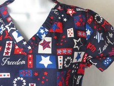 PEACHES SPORT XS Scrub Top Blue Patriotic Stars Stripes Medical Nurse Dental Vet