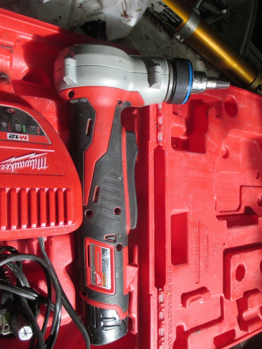 MILWAUKEE TOOLS 2474-20 PEX EXPANSION TOOL KIT 3 heads, in case