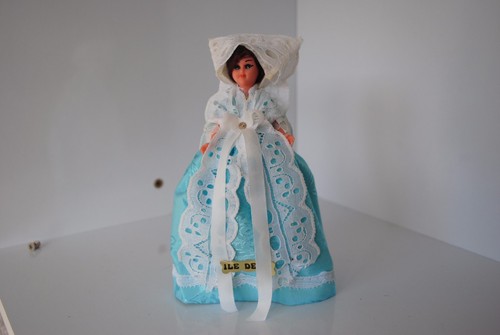 (N°12) ANCIENNE POUPEE