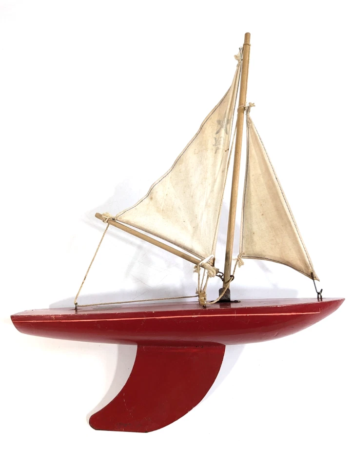 De colección Años 50 BIRKENHEAD Star Yacht Estanque Velero Barco Madera Hecho en Inglaterra Juguete Rojo Foto 2 de 4