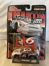 Racing Champions 1/64 NASCAR diecast 6 Valvoline Mark Martin 2000 B81 