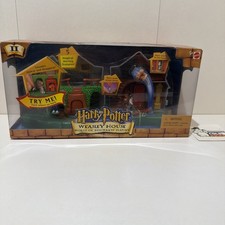 VINTAGE Harry Potter WEASLEY HOUSE PLAYSET World of Hogwarts Mattel 2001 Sealed