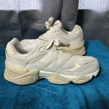 Size 1.5 - New Balance 9060 Triple White