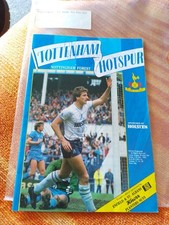 Multi Autographed TOTTENHAM HOTSPUR V NOTTINGHAM FOREST 1984-85 Spurs (1)