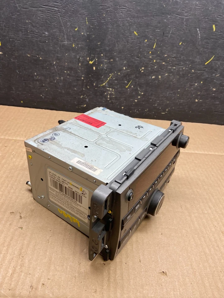 Saturn Vue Radio AM/FM 2008 2009 CD MP3 AUX receptor U5934 DG Foto 4 de 4