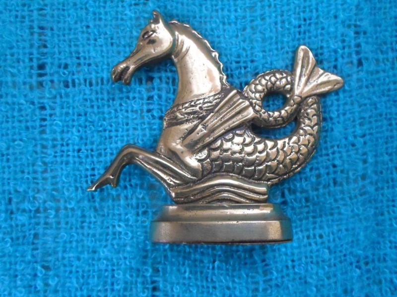 MINI VENETIAN SEAHORSE GONDOLA OAR LOCK PAPERWEIGHT