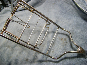 Near Sparkly VGC Vintage Schwinn Folding Spring Loaded, Front, Wire Luggage Rack