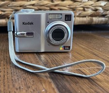 Kodak EasyShare C703 7.1MP Digital Camera Silver 3X Zoom Tested Working