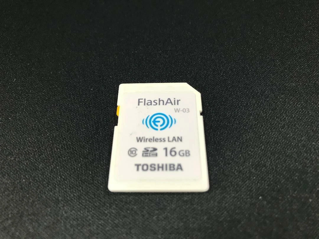FlashAir SDHC card with Toshiba wireless LAN W-03 16GB Class10