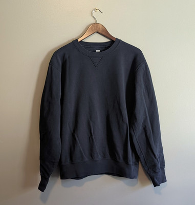 Uniqlo Size Small Black Sweatshirt Mens Pullover Solid Crewneck Adult LS