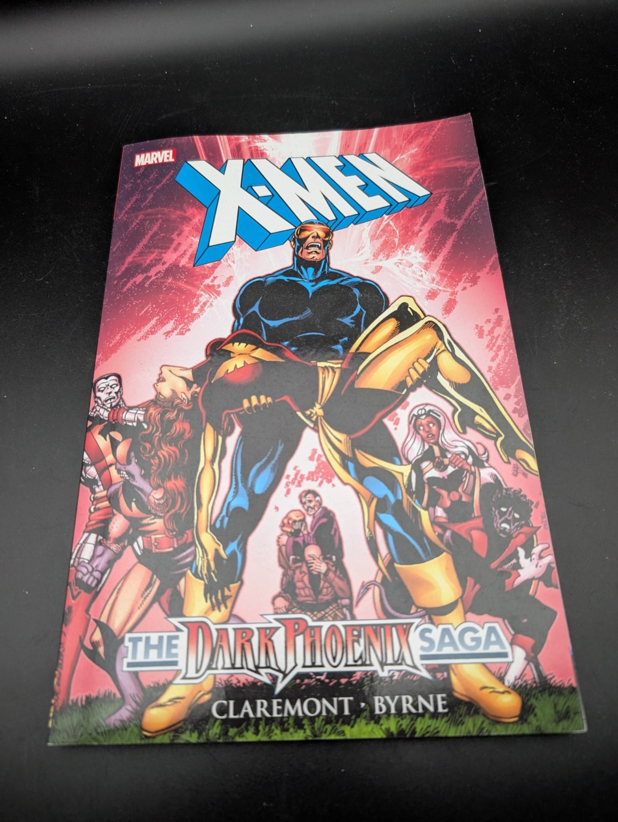 X-Men: Dark Phoenix Saga by Chris Claremont, John Byrne - 9781302950033