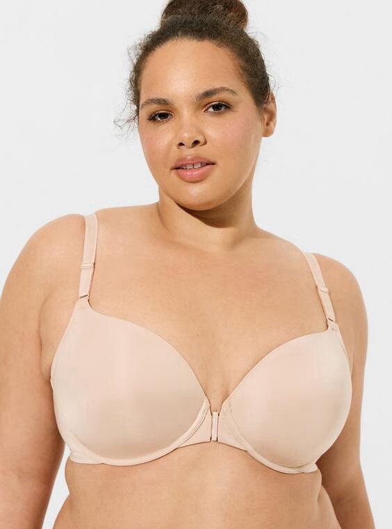 Torrid Lightly Lined Smoothing T-Shirt Bra 44H Front-Close Underwired Curves