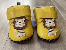 Adorable Yellow Lion Baby Shoes