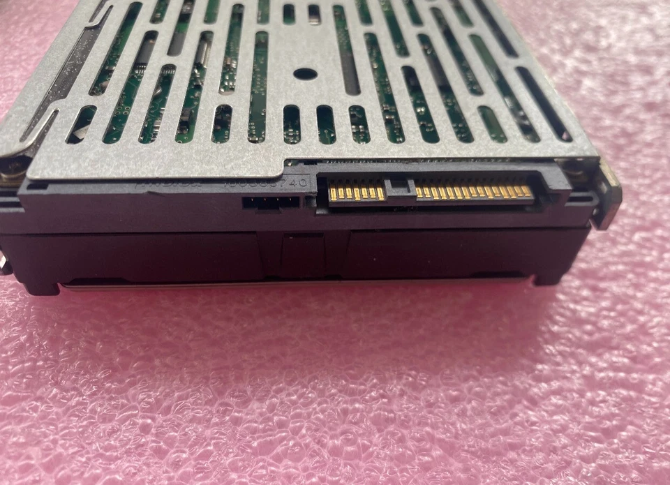 Seagate Cheetah 73GB ST373455SS SAS / 16MB Cache 15000RPM 3.5" Caddy Inc HDD - Image 4 of 4