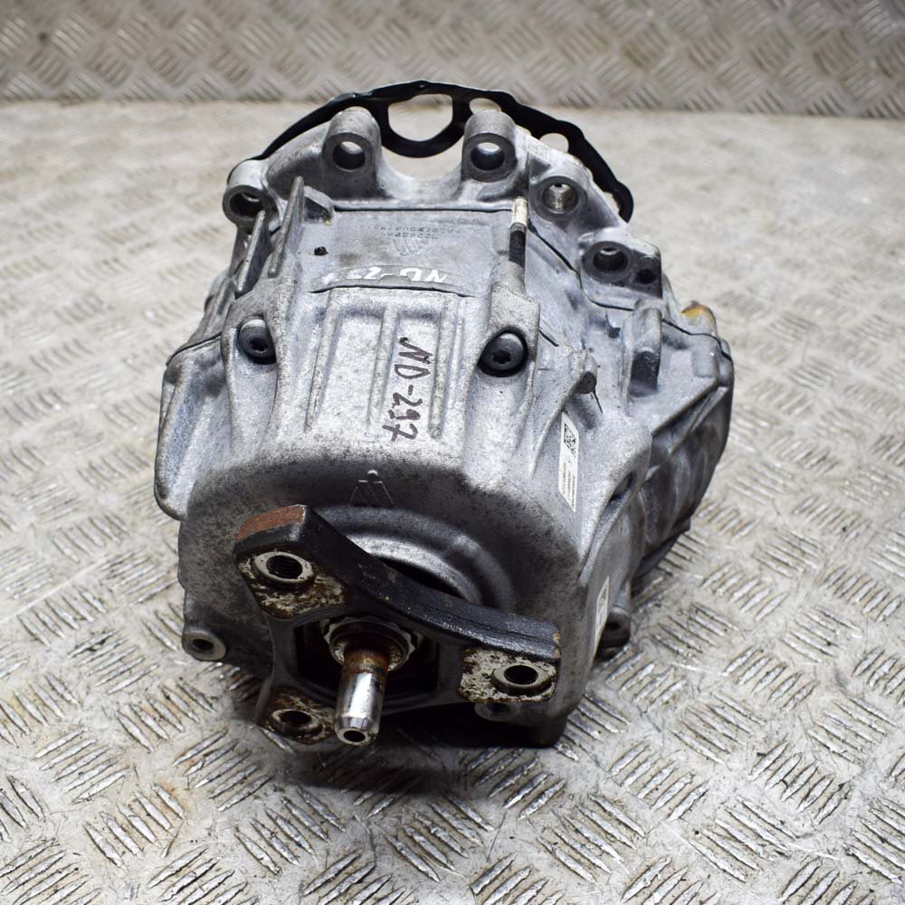 MERCEDES-BENZ E W213 AMG E43 4-matic Transfer Case Box A7252802600 