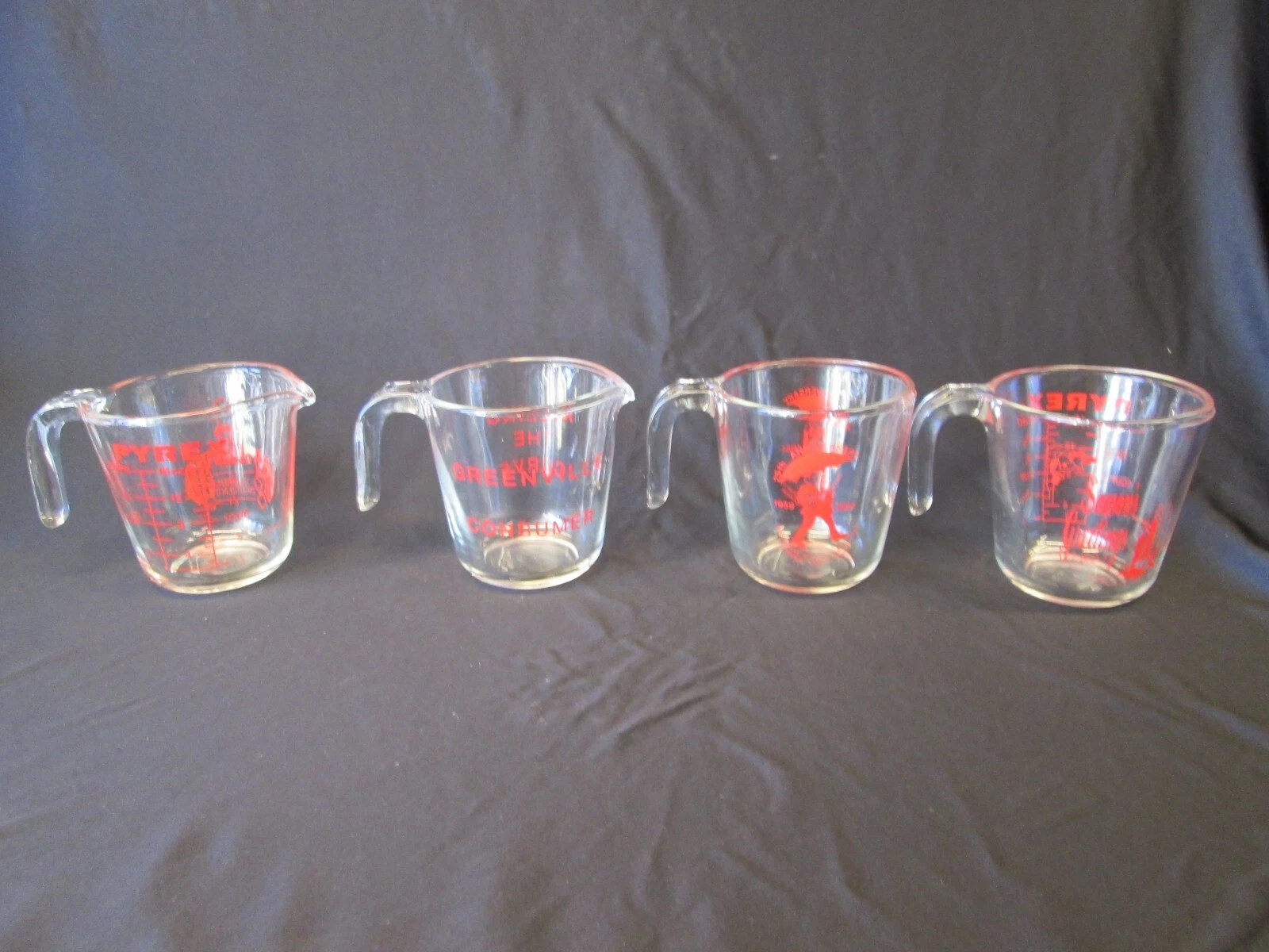 Set 4 Pyrex 2CUP Measuring Cups Seasons Greetings 25th Anniversary Main Ingred
Opens in a new window