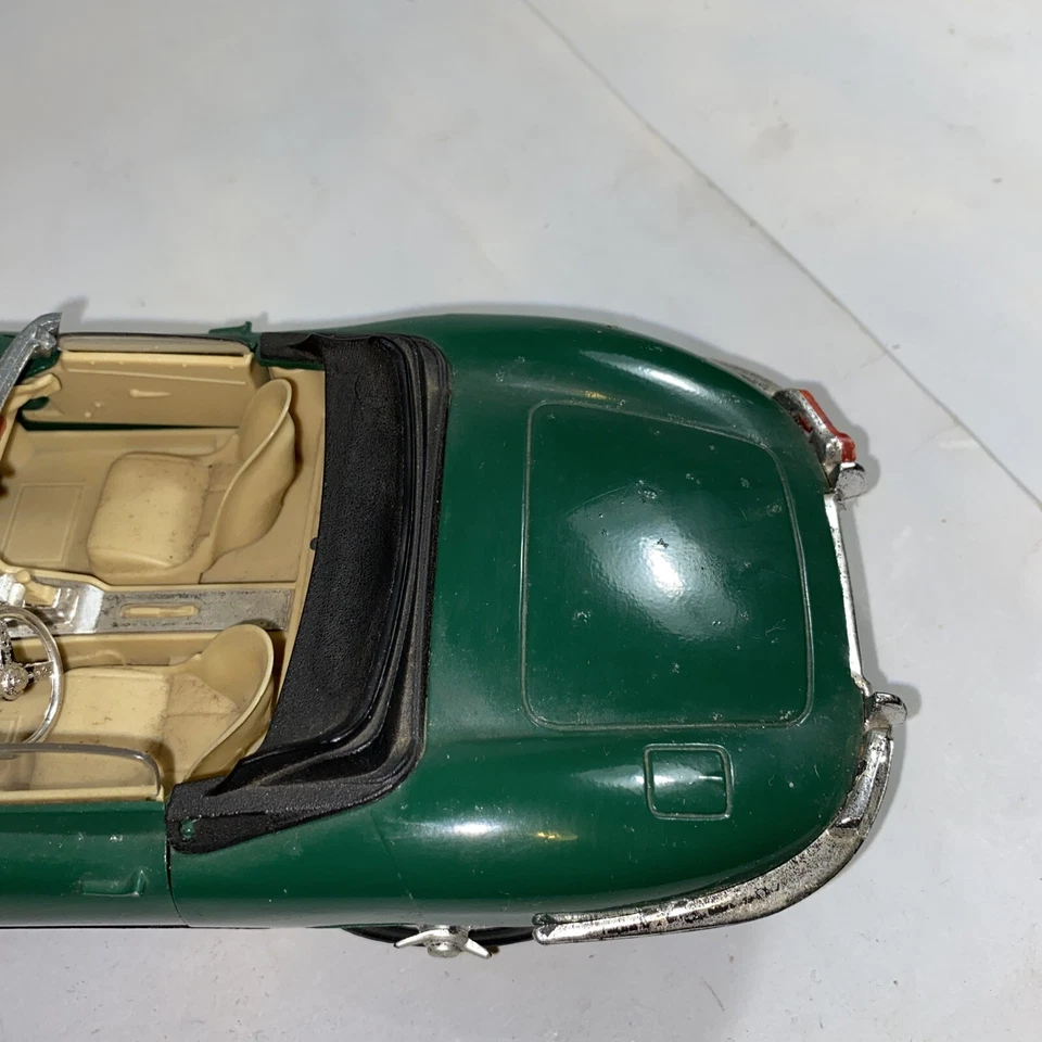 polistil 1/16 jaguar XKE 4.2 litre - Image 2 of 4