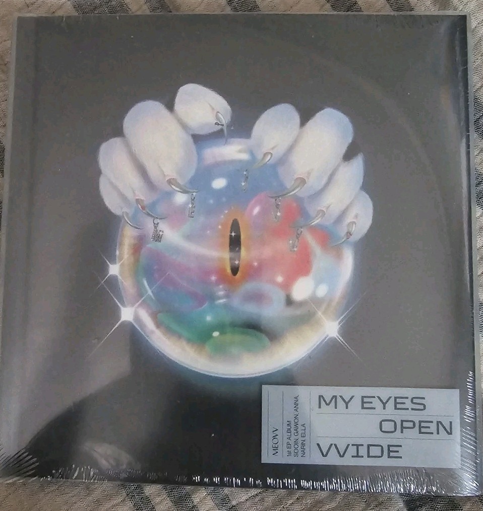 ★非売品◆サインCD◆MEOVV◆MY EYES OPEN VVIDE MEOVV - 1st EP ALBUM [MY EYES OPEN VVIDE] (PHOTOBOOK ver.)