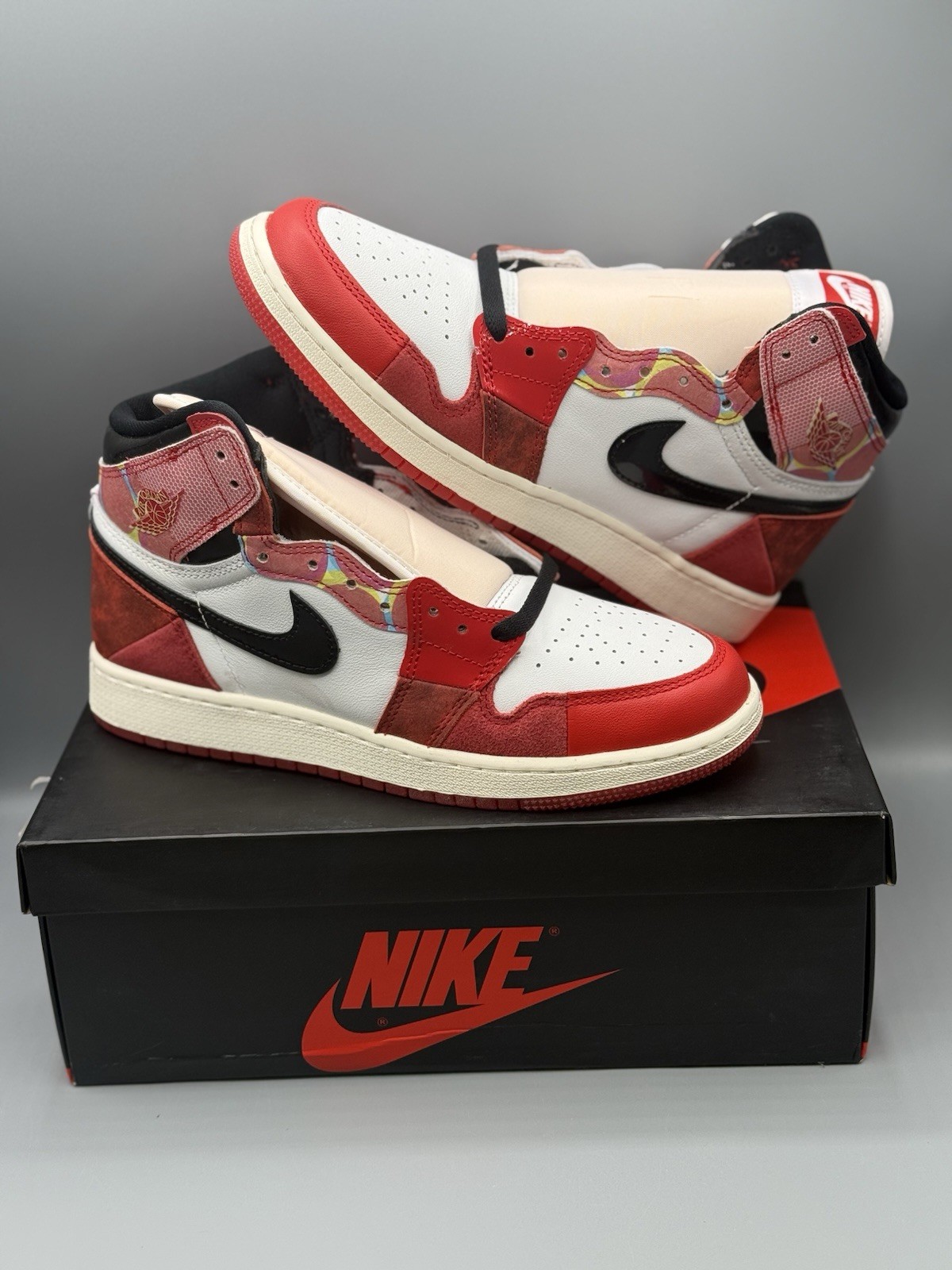 Air Jordan 1 High 'Spider-Man Across the Spider-Verse' GS Size 7Y DV1753-601