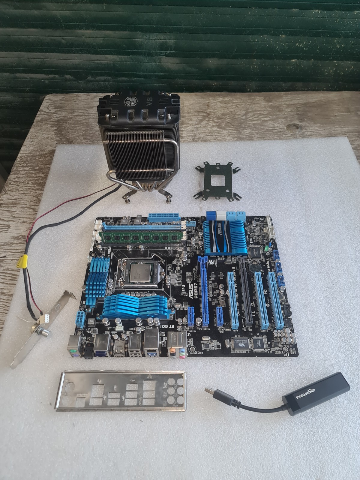 Kit scheda madre PC ASUS P8P67 | Intel Core i5-2500K | Cooler Master V8 |