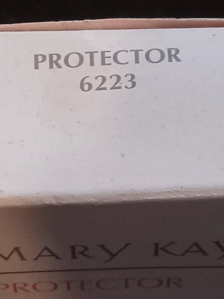 玫琳凯指甲护理透明保护膜 #6223 0.5 液量盎司停产 & 罕见 — 第 4/4 张图片