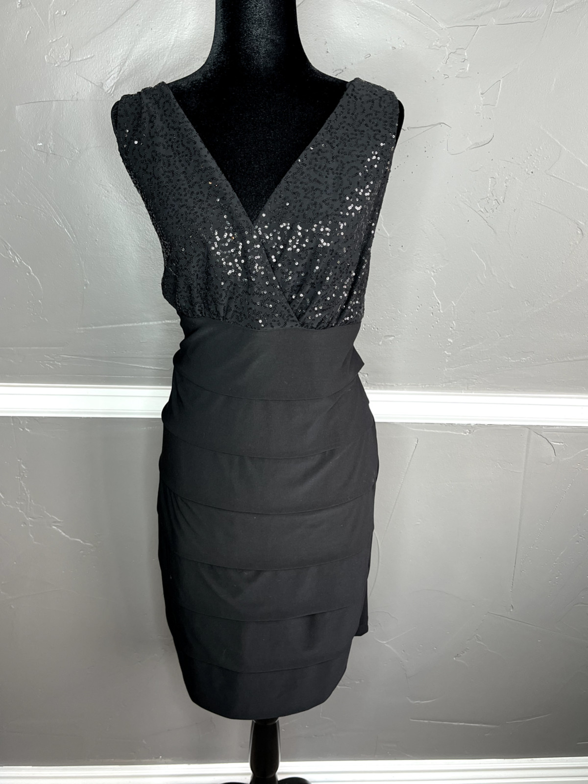 Bisou Bisou Women's Size 18W Black Tiered Sleeveless Cocktail Dress