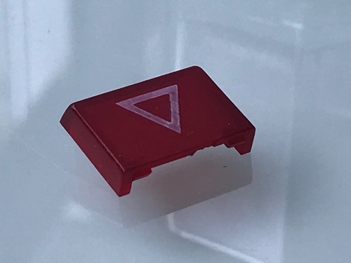 Fenster rot durchscheinend mit Warndreieck für Warnblink Schalter VW 135953235