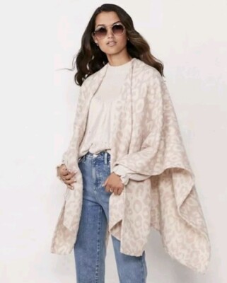Lauren Conrad Shawl Blanket Scarf Womens OS Poncho Wrap Leopard Animal  Print