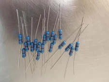 Set of 15 Pieces 12 Ohm 1 Watt (1W) Metal Film Resistor Tolerance: 1%