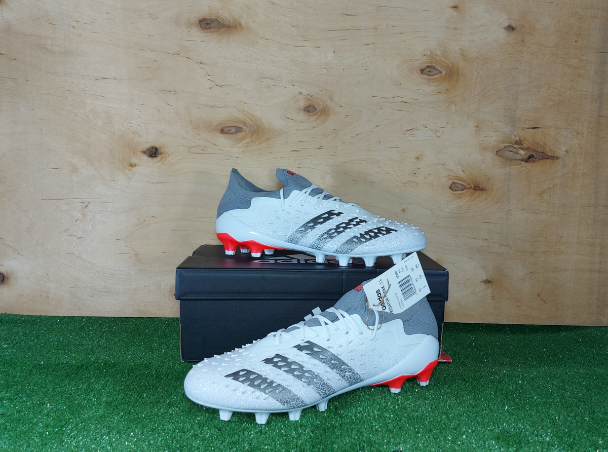 Adidas Predator Freak.1 Low AG GZ2806 boots Cleats mens Adidas Predator Freak.1 Low AG GZ2806 boots Cleats mens