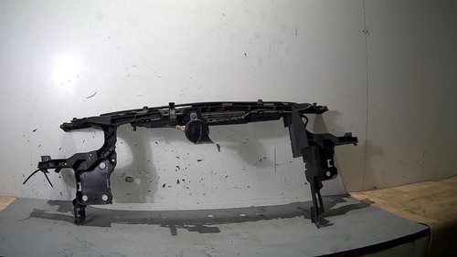 Face Avant (calandre) Pour Renault Mégane II (B/CM0) - Ref 8200137494 - Occasion