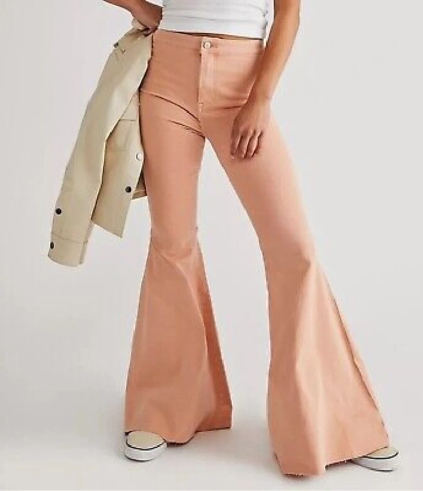 Free People Women's Pink Float On Flared Leg Denim Jeans Raw Hem Size W25 - Image 2 of 4