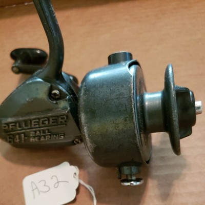 Moulinet Toupie Pflueger International 622 - Vintage - Fabriqué Au Japon - Bon état