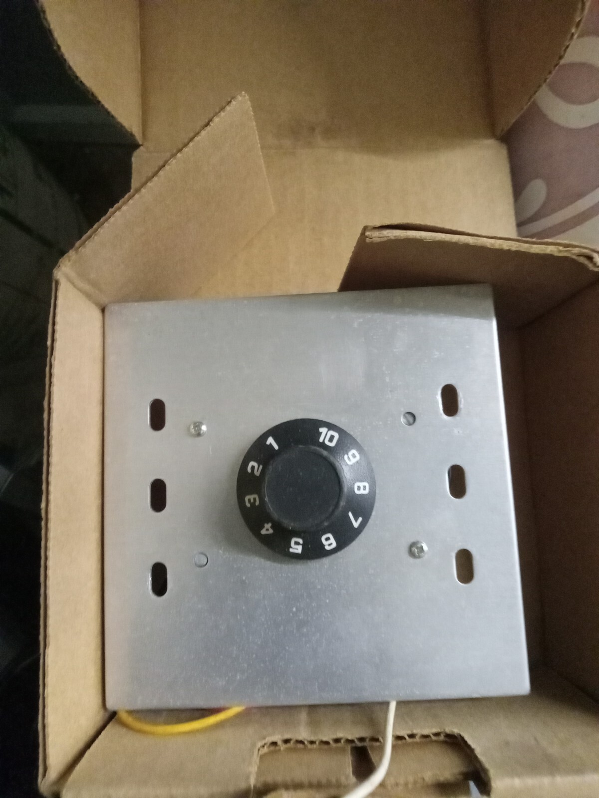 Picture 1 of 3